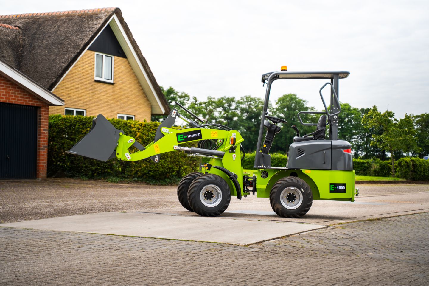E-Kraft elektrische mini shovel wiellader weideman knikmops