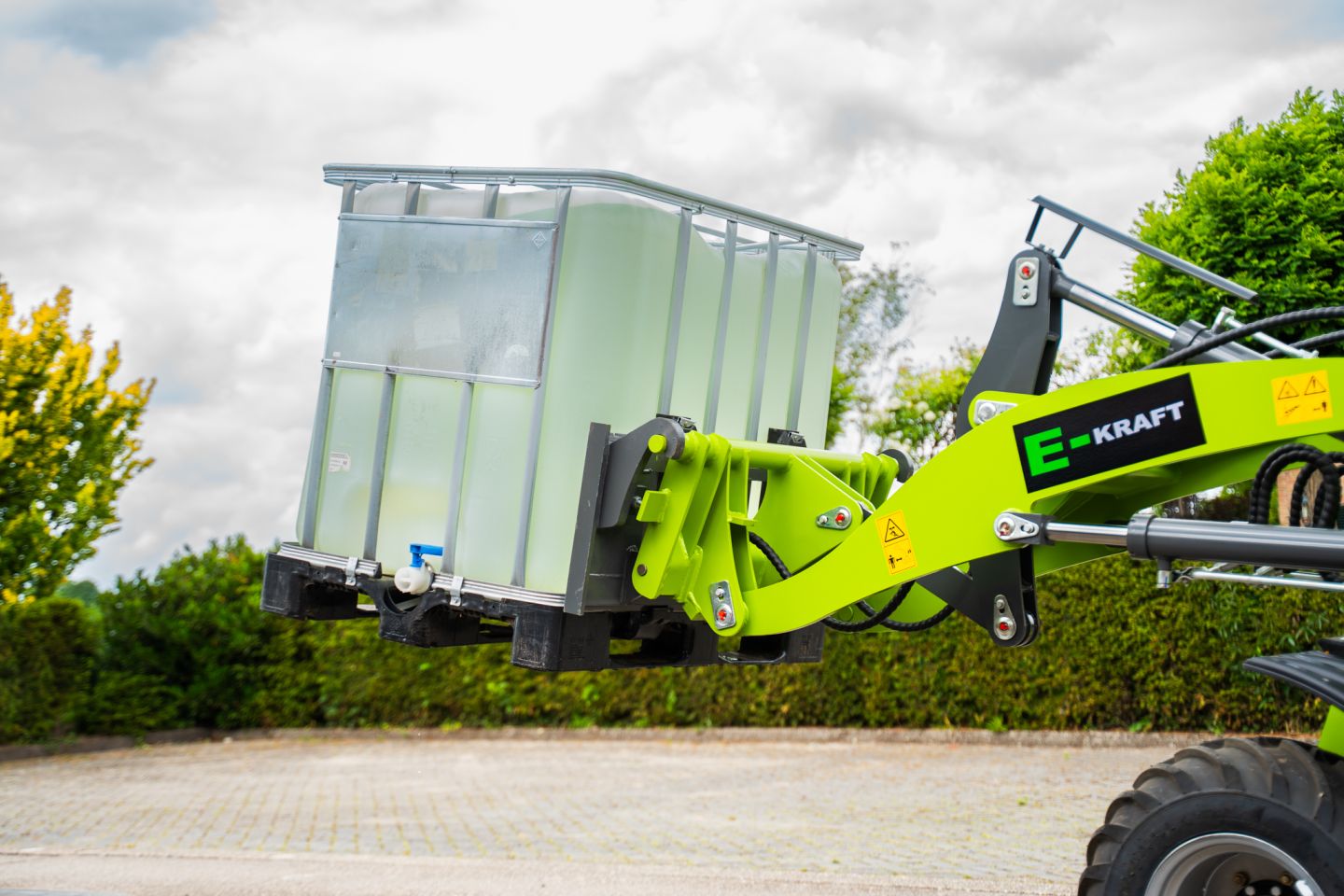 E-Kraft elektrische mini shovel wiellader weideman knikmops