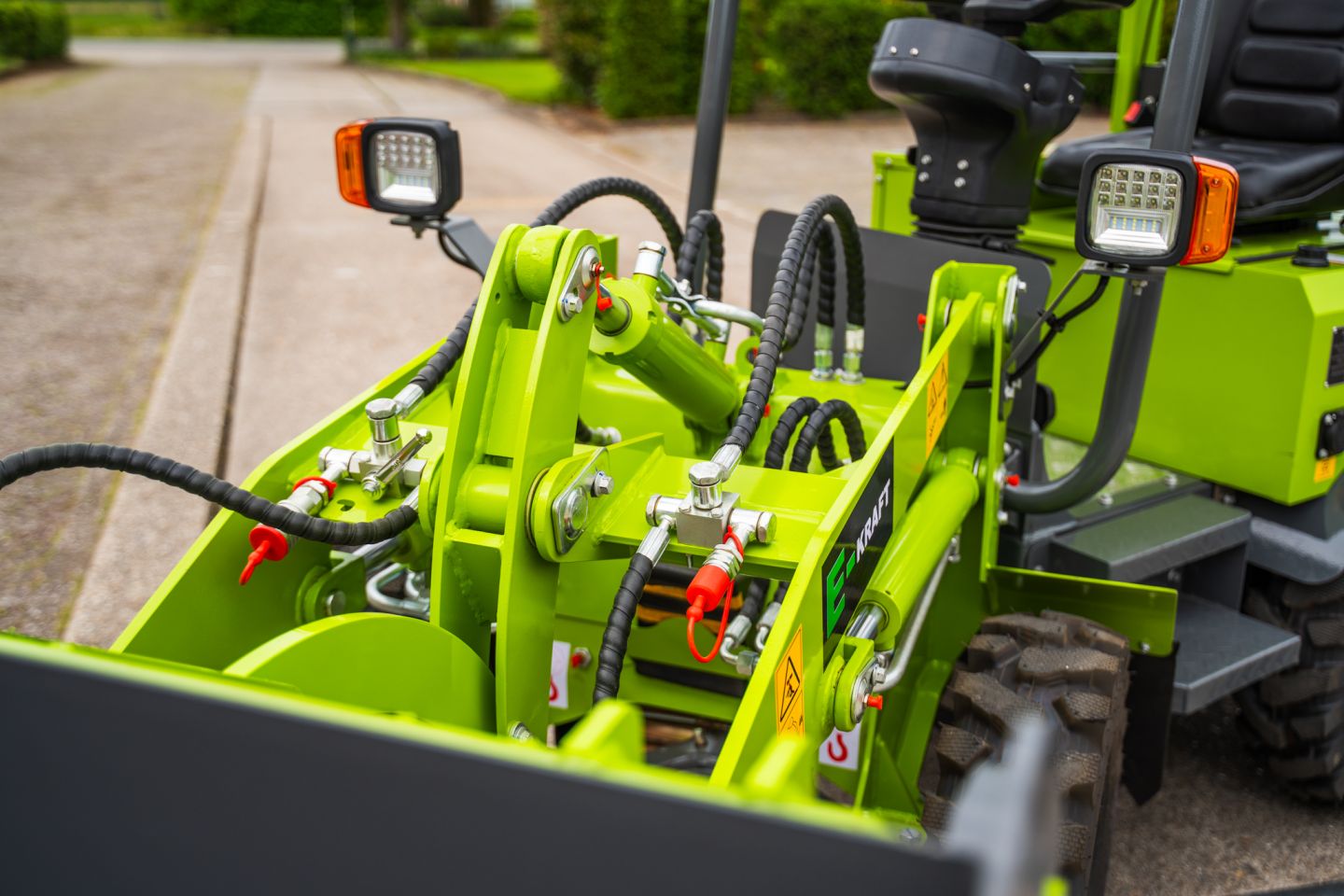 E-Kraft elektrische mini shovel wiellader weideman knikmops