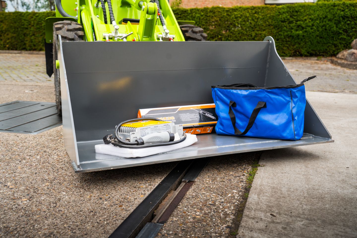 E-Kraft elektrische mini shovel wiellader weideman knikmops