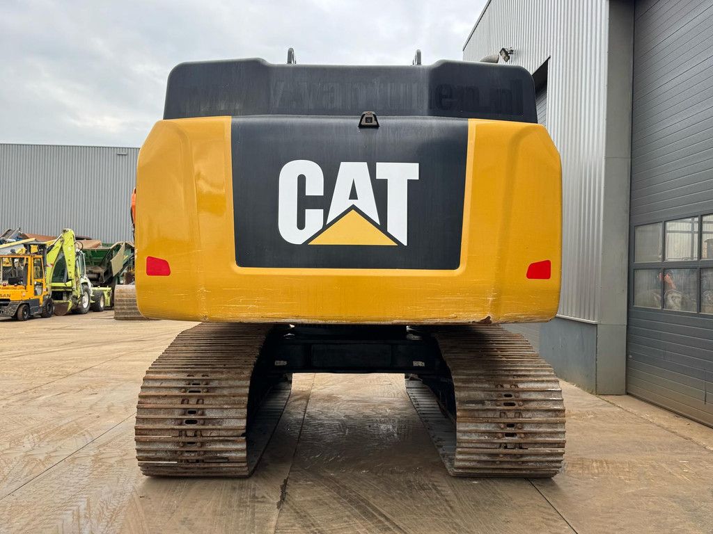 Caterpillar 352F