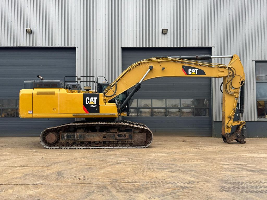 Caterpillar 352F