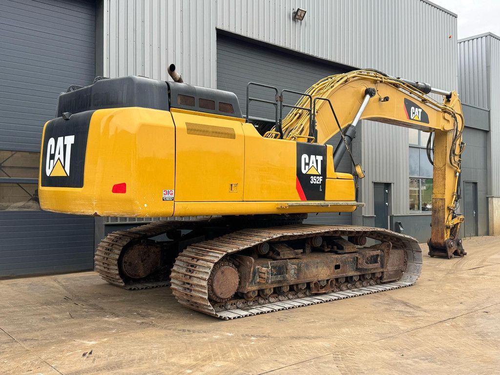 Caterpillar 352F