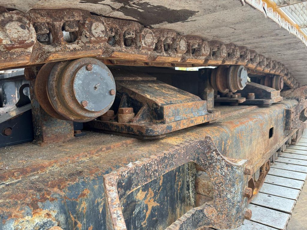 Caterpillar 352F