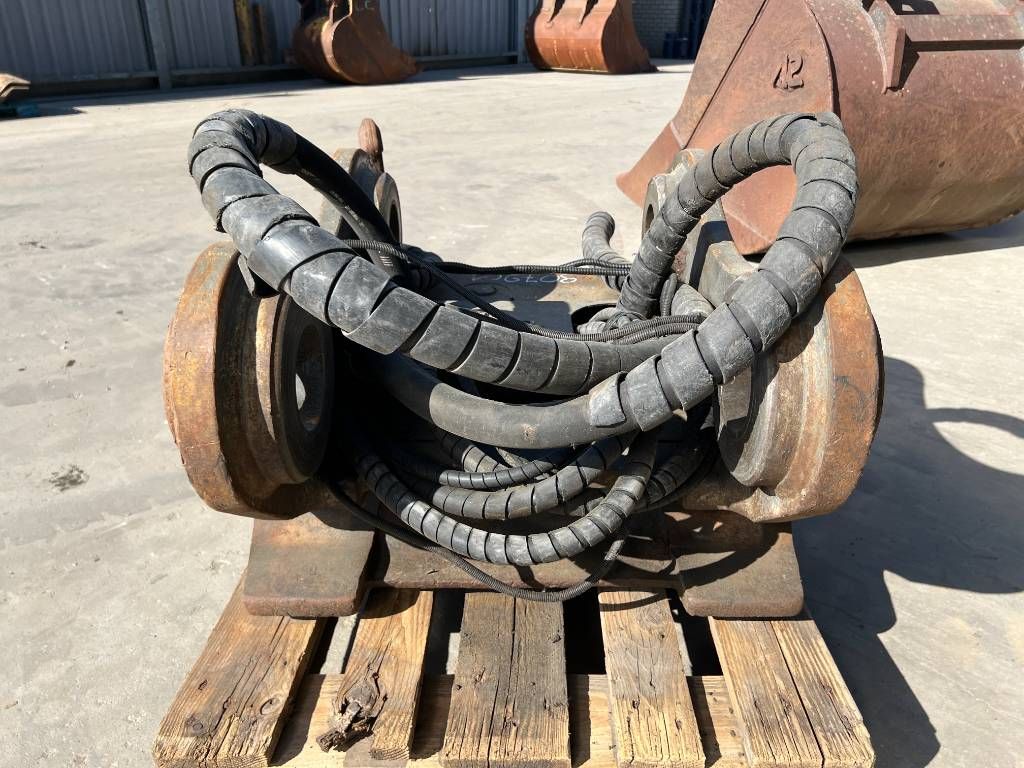 OilQuick OQ90 / 349E - 352F