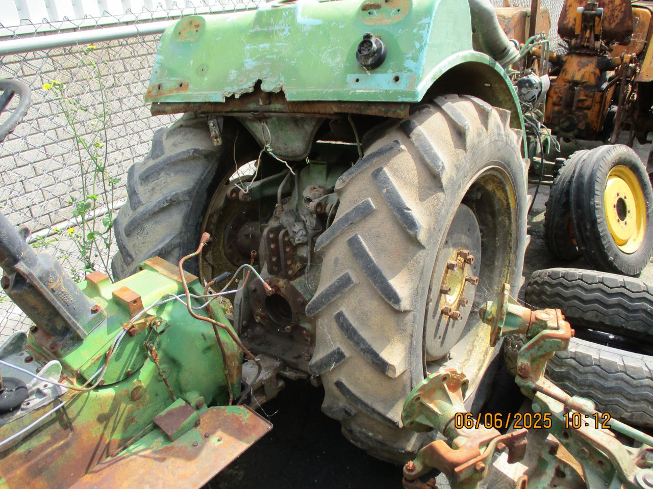 Diverser onderdelen van john deere 1020v