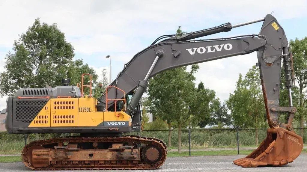 Volvo EC 750 EL | BUCKET | GOOD CONDITION