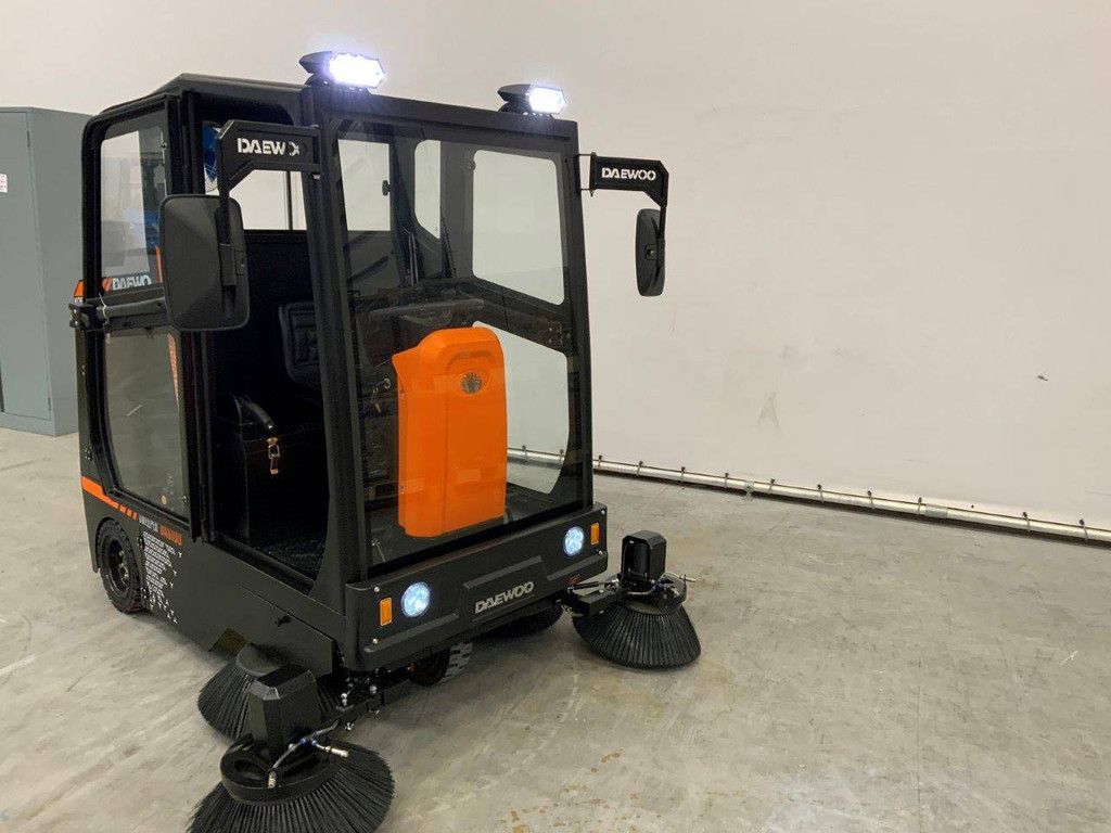 Kehrmaschine Daewoo DAS100 Elektro 1200W 2024 Neu
