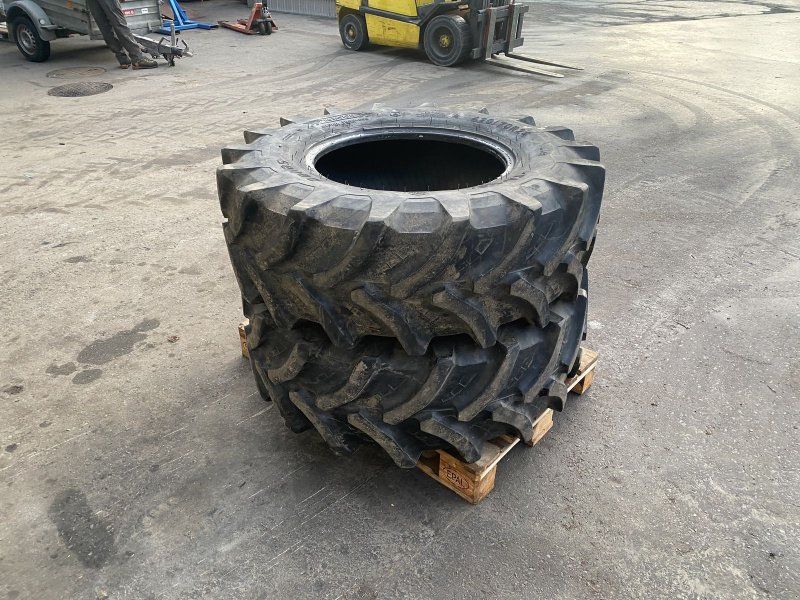 Petlas TA-110 Ackerstollenreifen 420/70 R24