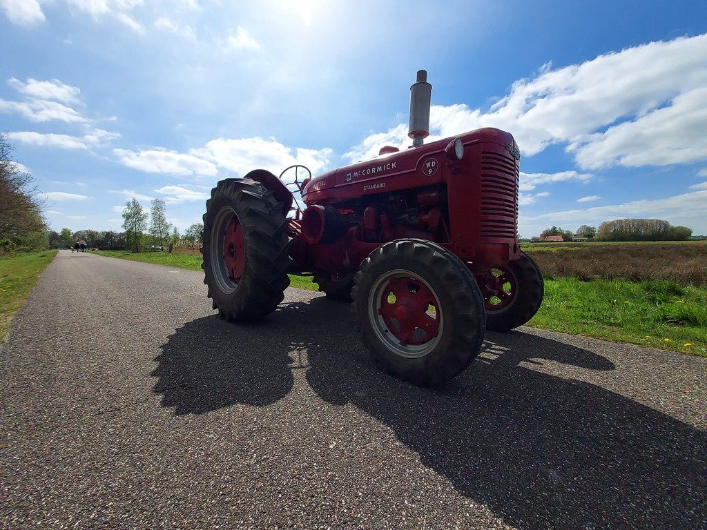 Porsche,Farmall 100, Mc Cormick Deering, Vierzon
