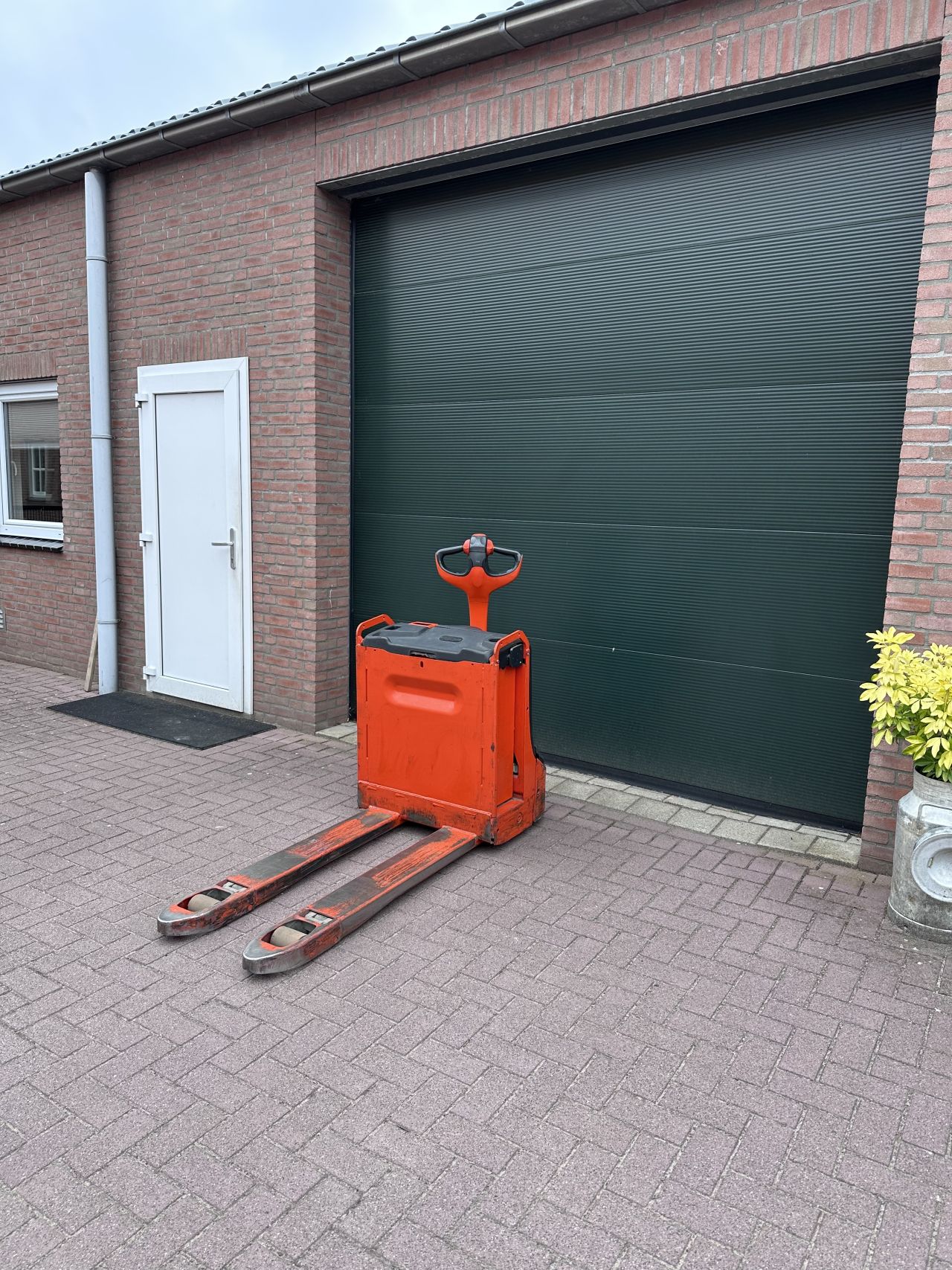 Linde T18 1800kg elektrische palletwagen
