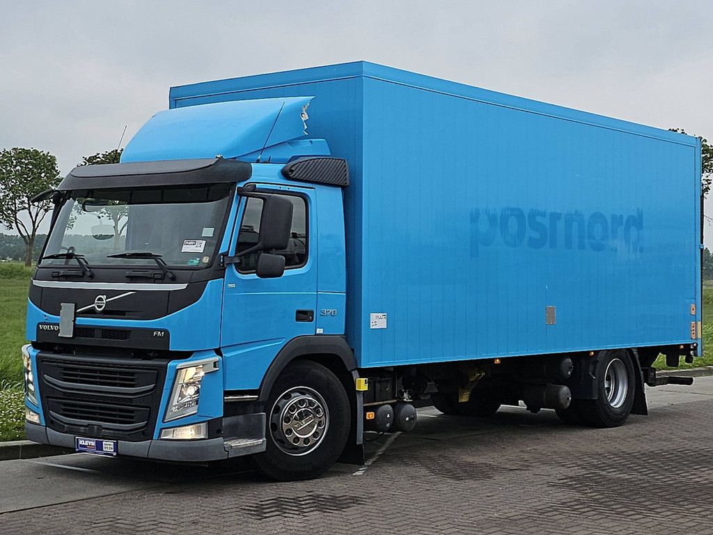 VOLVO FM 370 19.5t 2.5t lift airc
