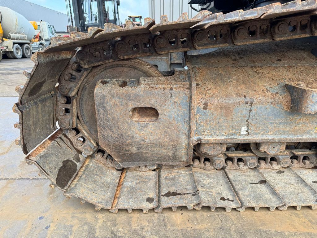 Doosan DX225LC-5