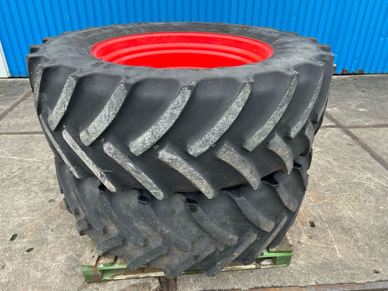Continental 540/65R38 op 8-gaats Fendt velgen