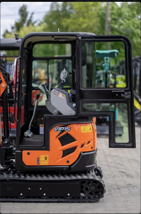Minibagger Kingway VIP15, Joysticks, Knickmatick, Lieferung