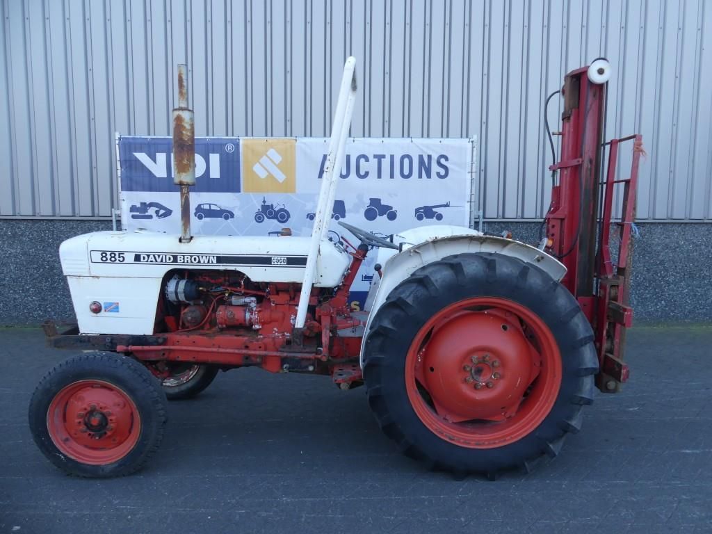 David Brown 885
