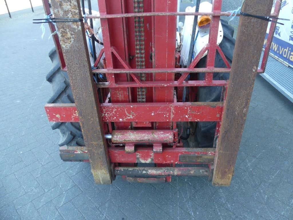 David Brown 885