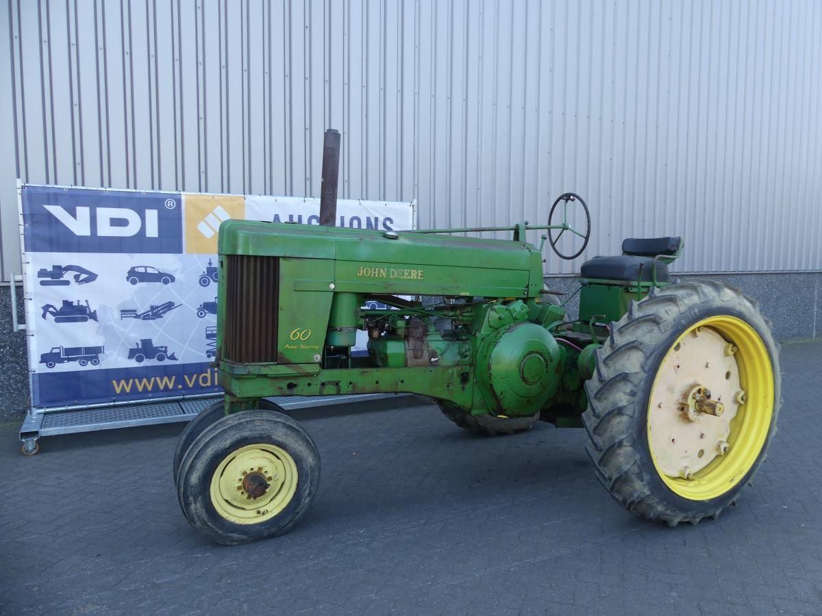 John Deere 70