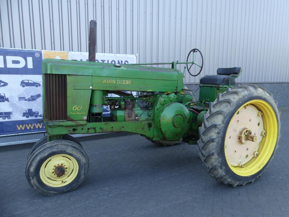 John Deere 70