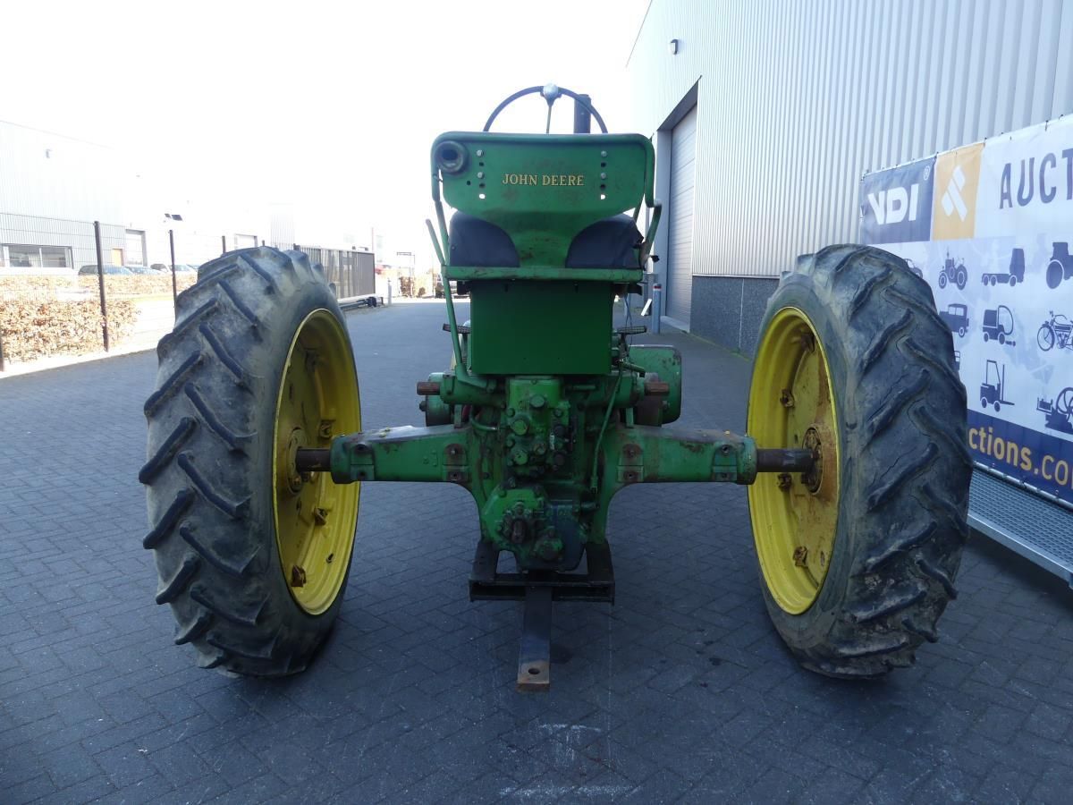 John Deere 70