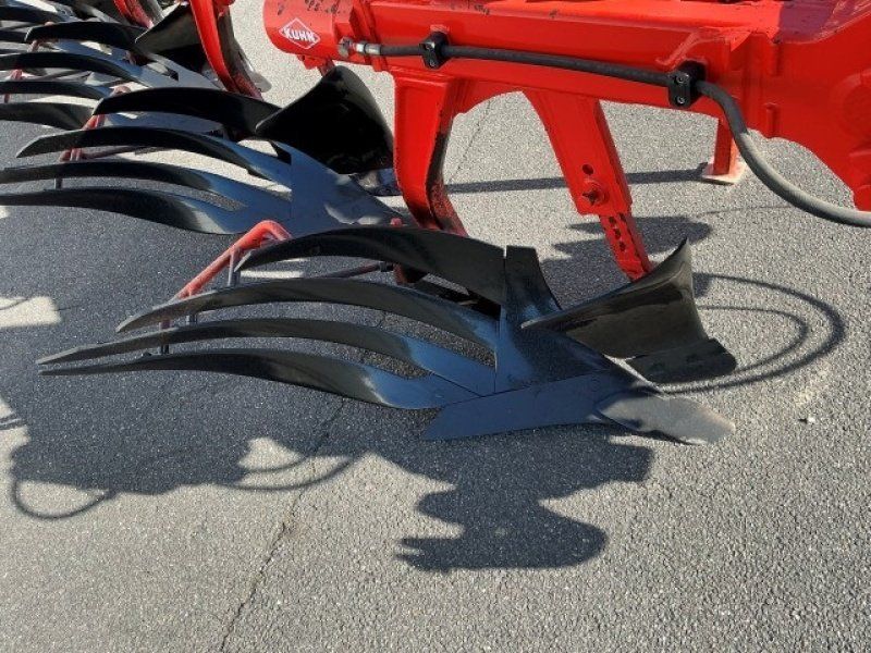 Kuhn 6F VARIMASTER