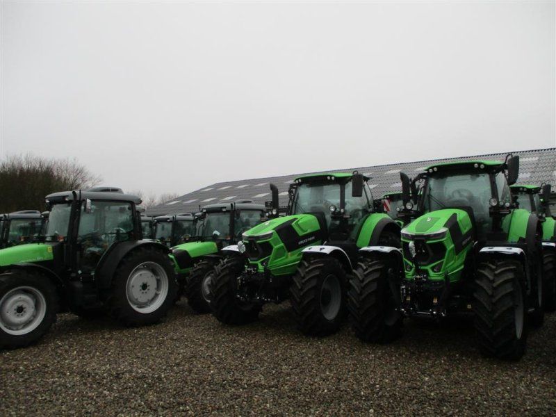 Deutz-Fahr Agrofarm 115G with 30F+30R Hi-Lo and CreepGea
