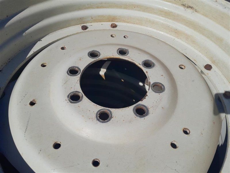 1 stk 18.4R38, radial komplethjul