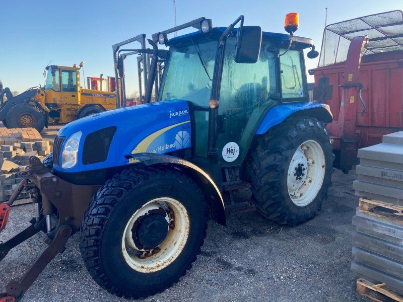 New Holland T5050