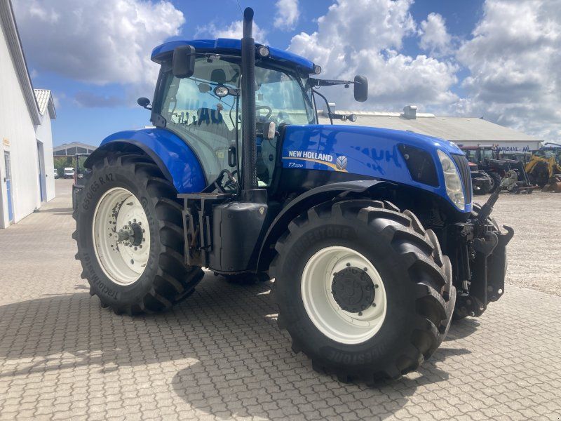 New Holland T7.220 CLASSIC