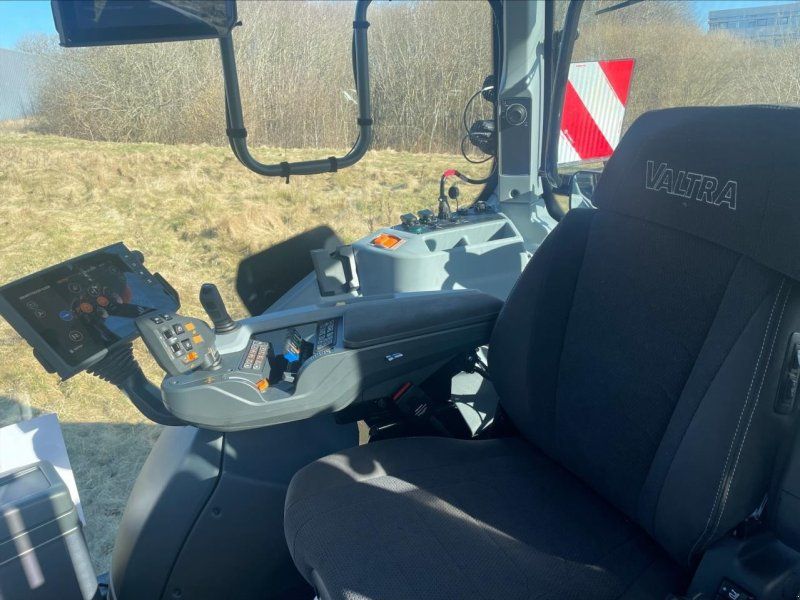 Valtra Q265
