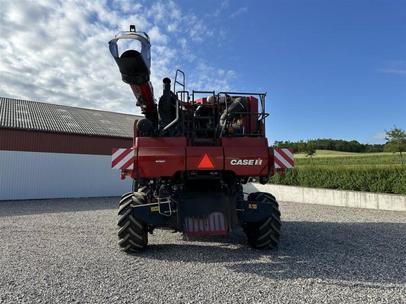 Case IH AXIAL-FLOW 7250  Harvest Command