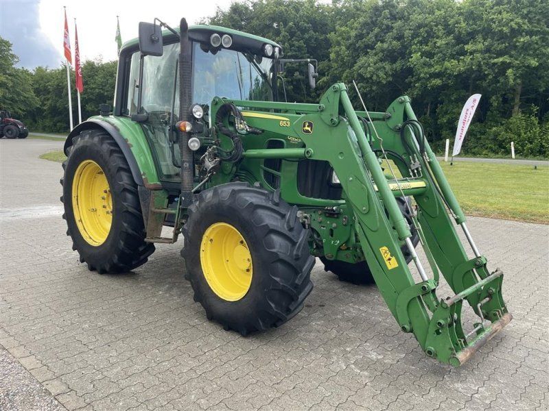 John Deere 6430 premium TLS med  653 frontlæsser