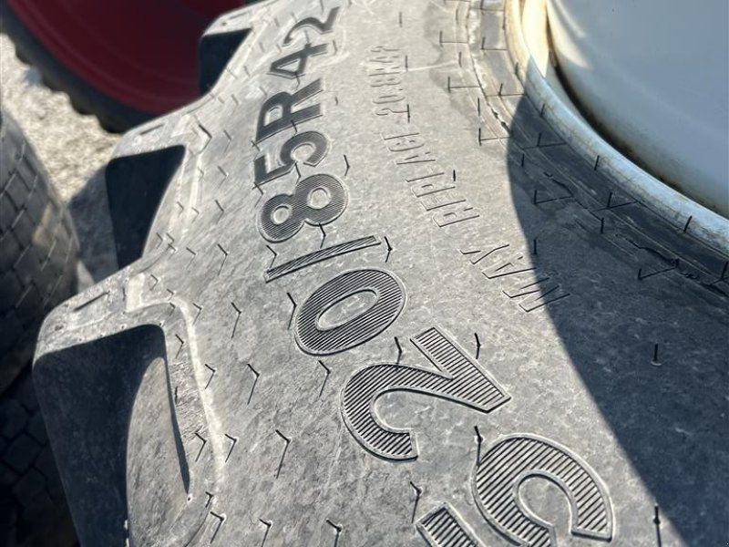 Alliance 520/85R42-42