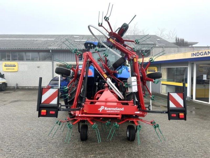 Kverneland 8576