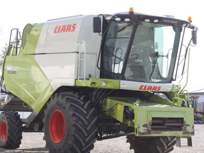 Claas Tucano 430 Getreidemaschine Allrad