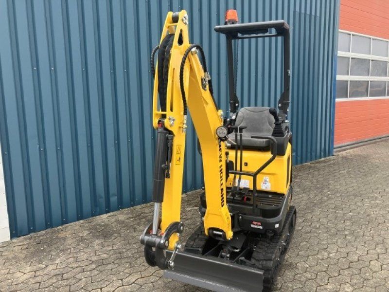 New Holland E14D Roll-bar minigraver