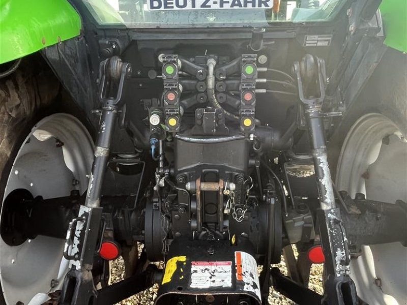 Deutz-Fahr Agrofarm 100 Med læsser 3000 timer