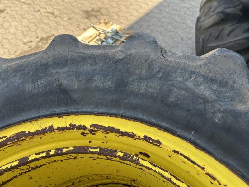 Kleber 20.8R38 / 16.9R28