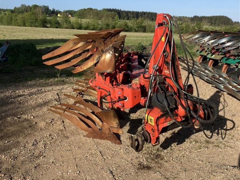 Kuhn vari-Master 122 5 furet  med risteunderplove