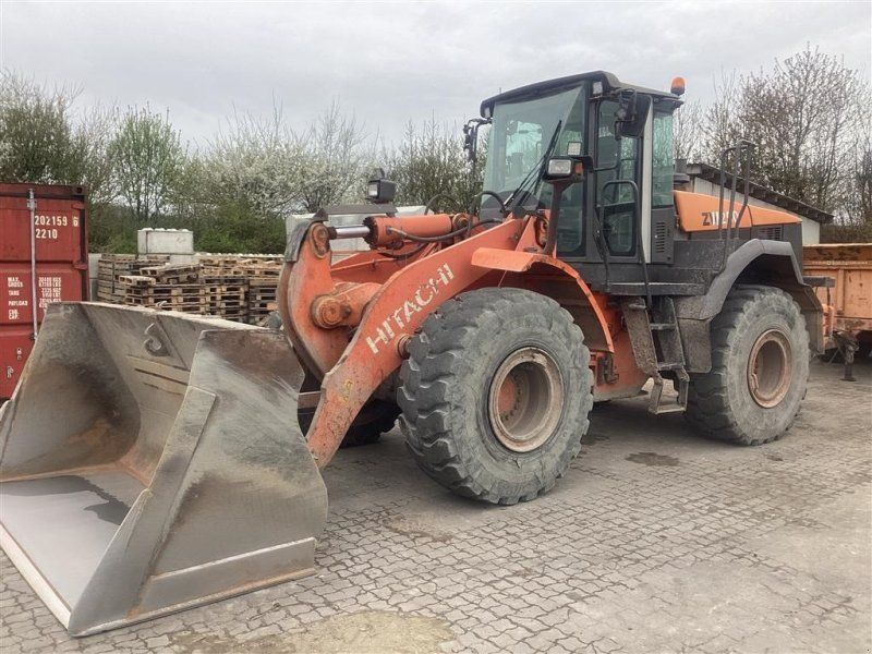 Hitachi ZW250 volvo hurtigskift og skovl