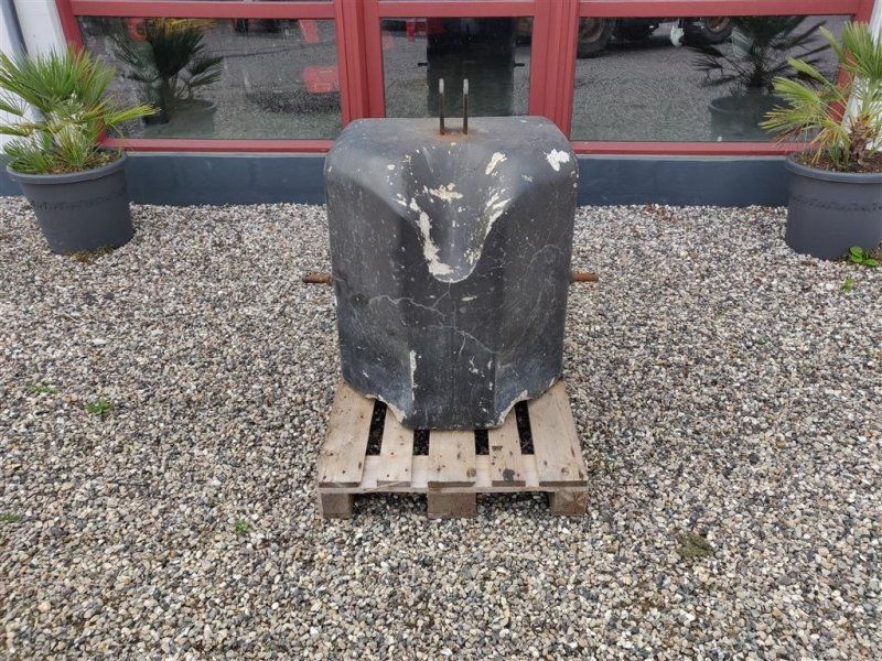 1000 kg