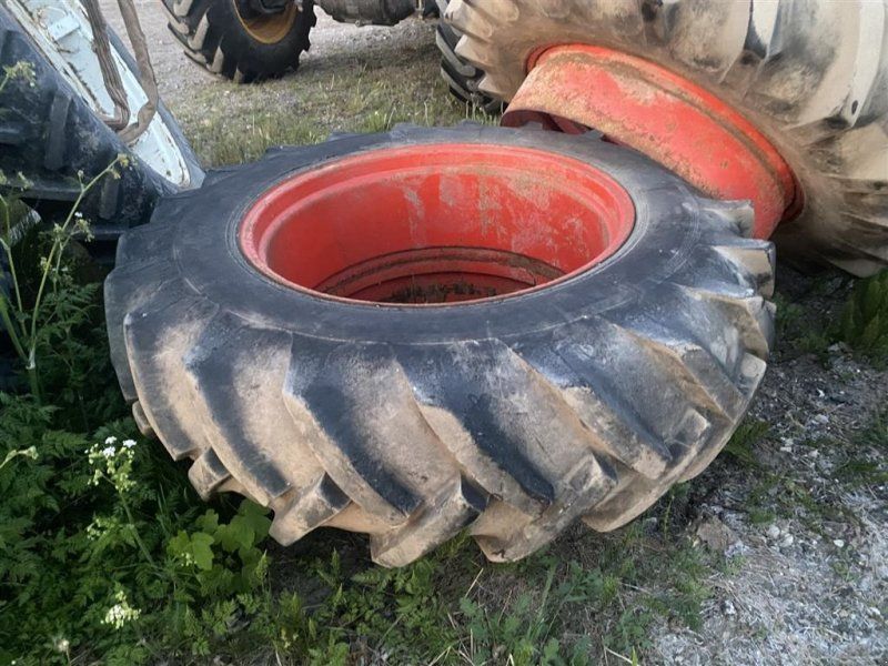 Goodyear 16,9 R 34 prisen er for 2 stk.