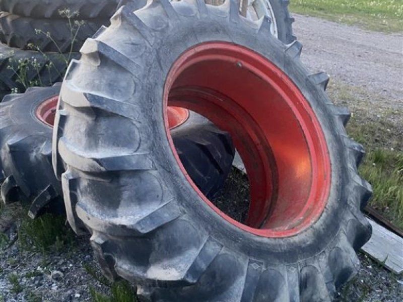 Goodyear 16,9 R 34 prisen er for 2 stk.