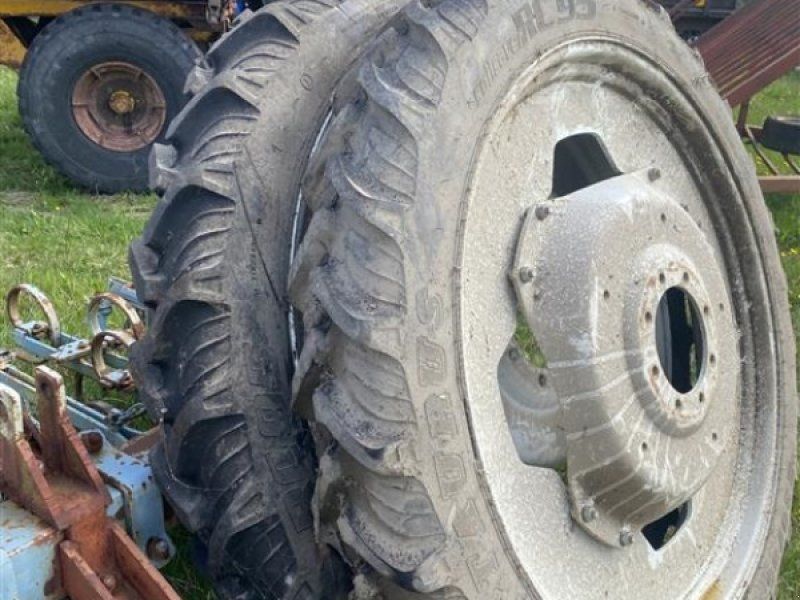 Michelin Sprøjtehjul 230/95R48. Kørt meget lidt.