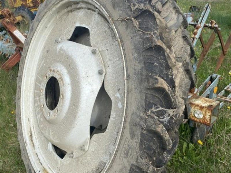 Michelin Sprøjtehjul 230/95R48. Kørt meget lidt.