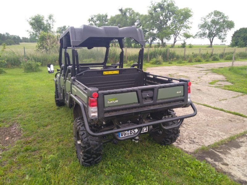 John Deere Gator XUV 855M S4