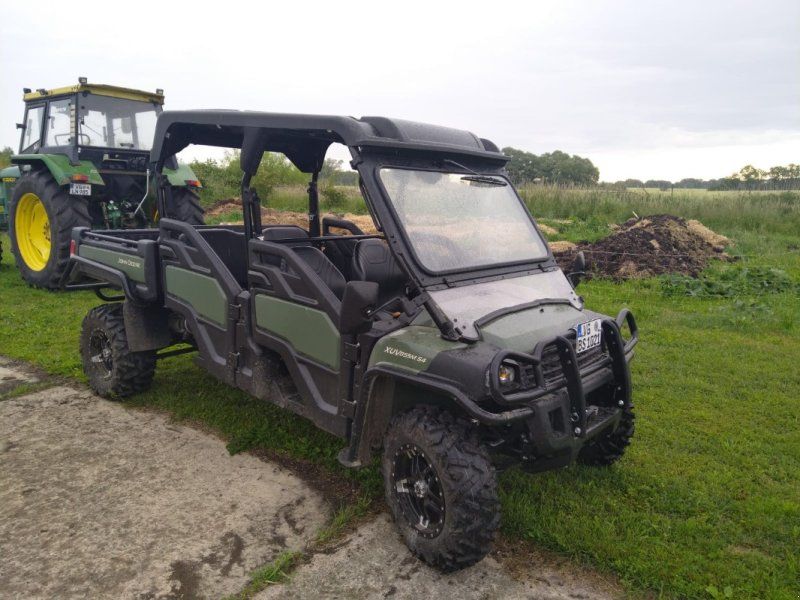 John Deere Gator XUV 855M S4