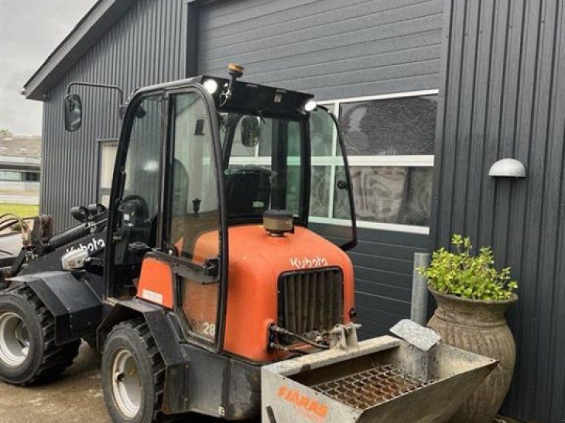 Kubota RT280