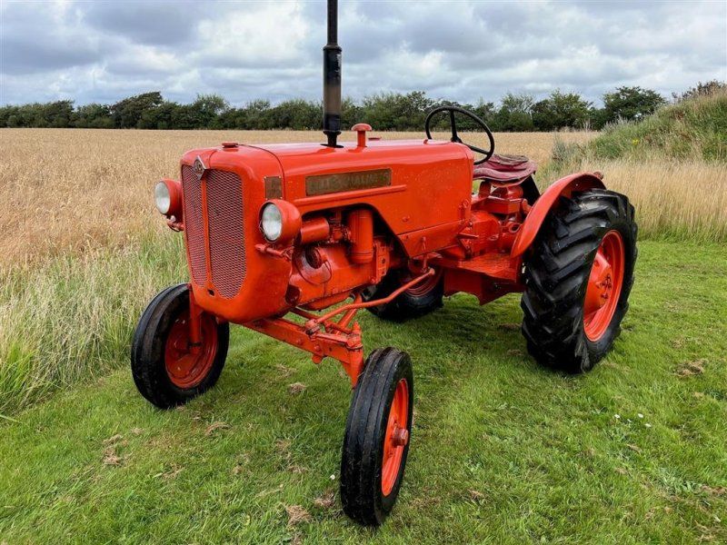 Allis-Chalmers F272