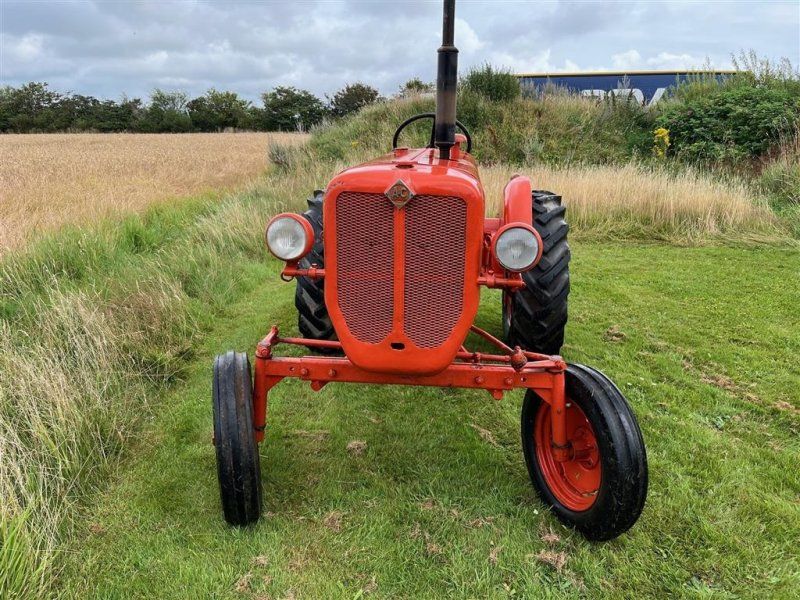 Allis-Chalmers F272